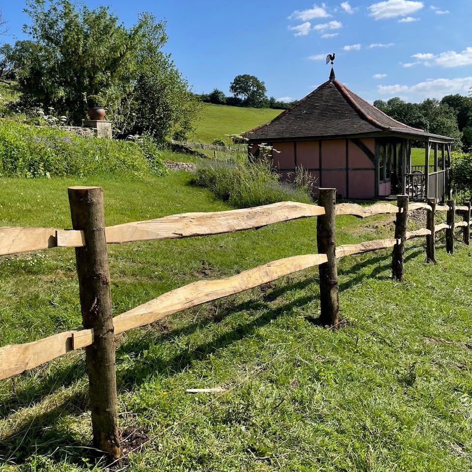 paddock services - fencing experts in the cotswolds